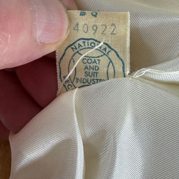 Betty Rose 1960's Vintage Cream Textured Coat Sz XL - Picture 7 of 7